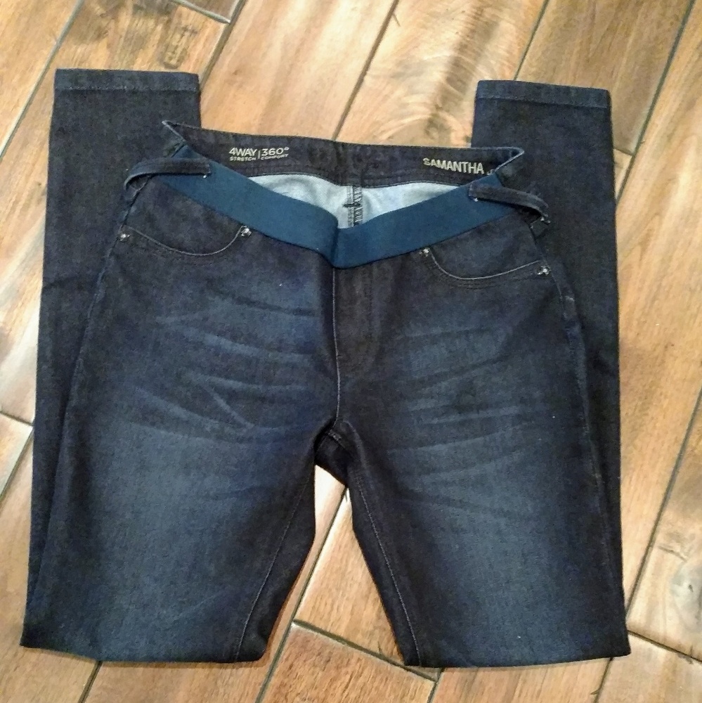 DL1961 Skinny Leg, Flexible-Waist Legging Jean